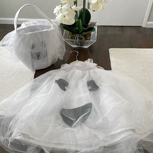 Ghost dress with basket